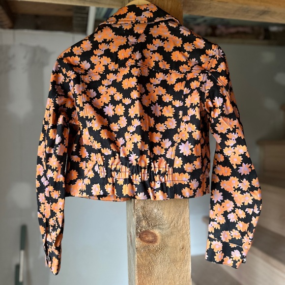 Like new - VEDA Flowers Cropped Denim Jacket - Picture 6 of 6